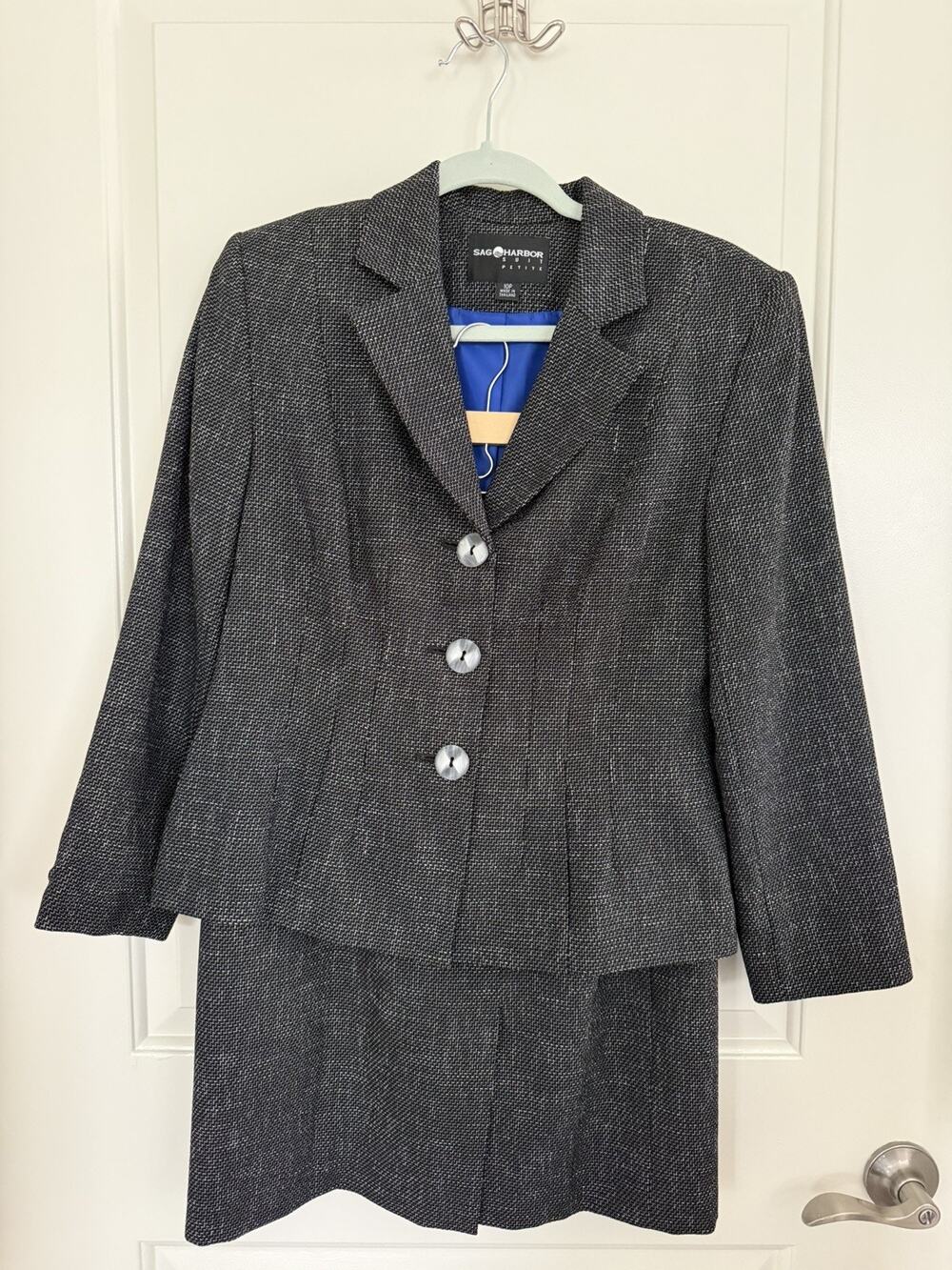 Vintage Sag Harbor Women's Size 10P Tweed Gray 2 Piece Skirt Suit Set